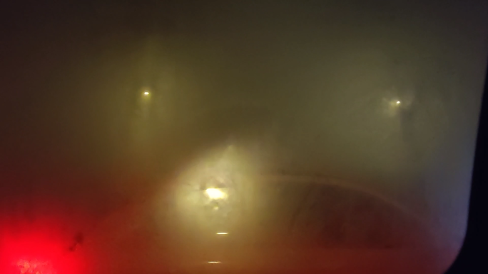 雾霾夜晚开车大雾天手机素材