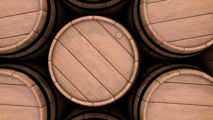 木桶内装有发酵酒精的特写镜头。