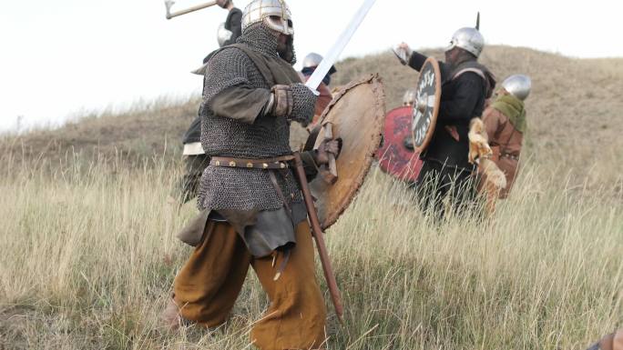 战场上的海盗欧洲中世纪战争厮杀斧头剑