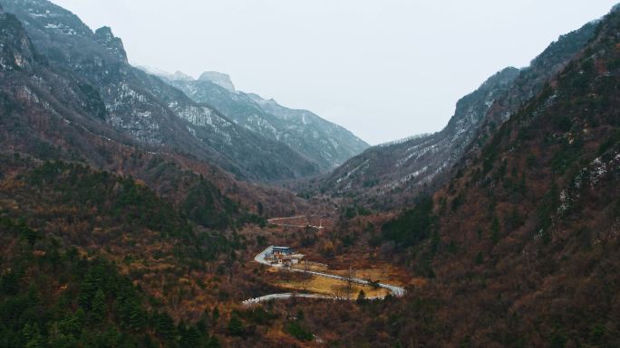 冬天秦岭自驾公路风景13