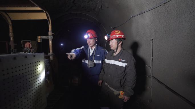 煤矿采掘机运通素材
