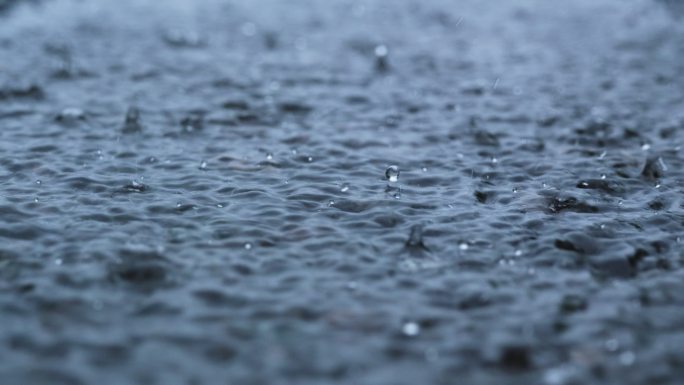 大雨小清新治愈纯美浪漫下雨天视频通用素材