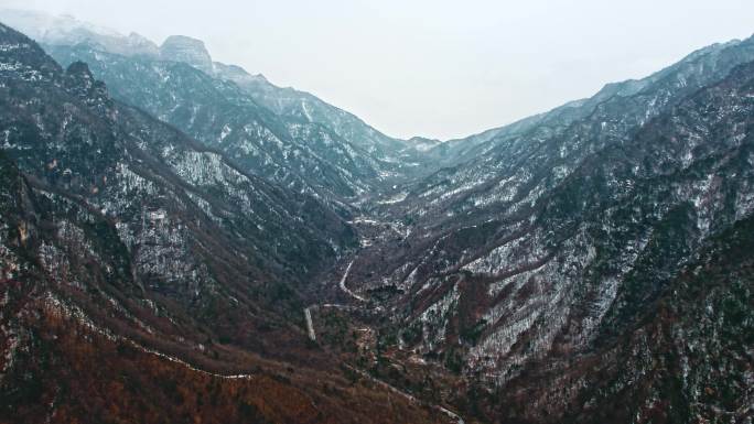 冬天秦岭自驾公路风景10