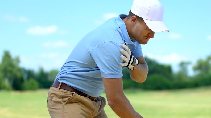 男性高尔夫球员视频素材