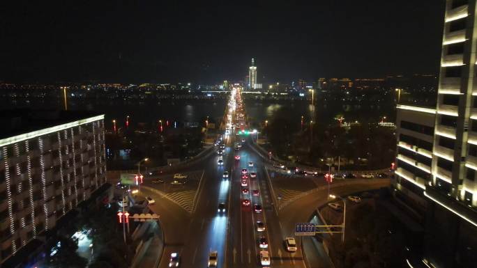 航拍湖南长沙橘子洲大桥夜景交通