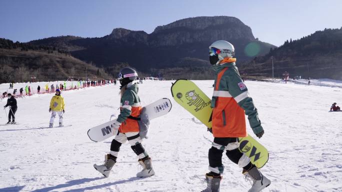 北京冬奥会 全民滑雪 滑雪