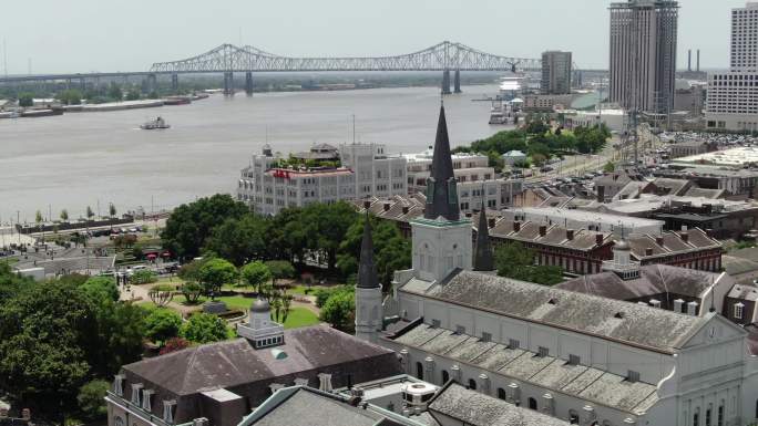 城市鸟瞰图教堂主城区宣传片经济建设