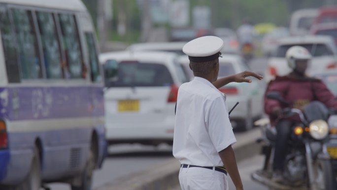 非洲坦桑尼亚的交通警察