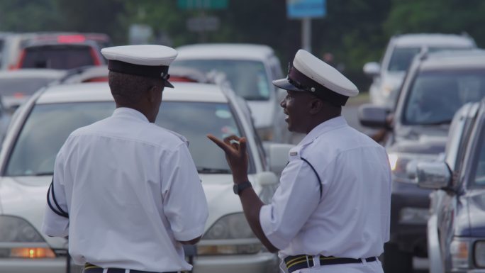 非洲坦桑尼亚的交通警察
