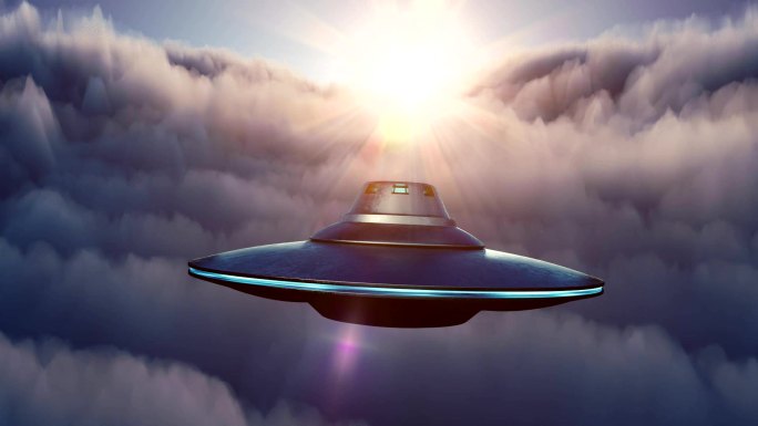 UFO在日落时分在云层上飞行