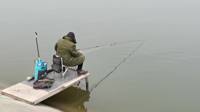 钓鱼