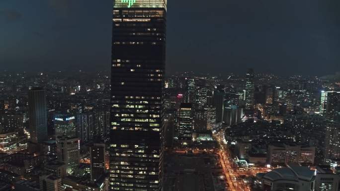 【高清夜景】沈阳市府恒隆中部环绕4K