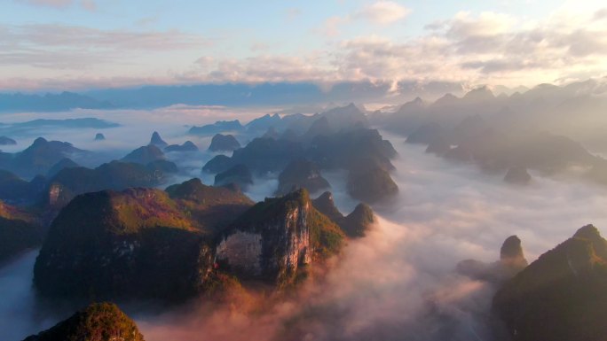 无人机,雾,高山，宣传片，山村