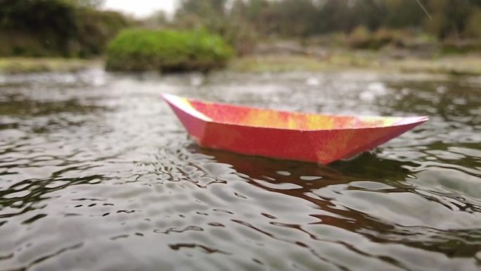 流水 行舟 逆水 小纸船