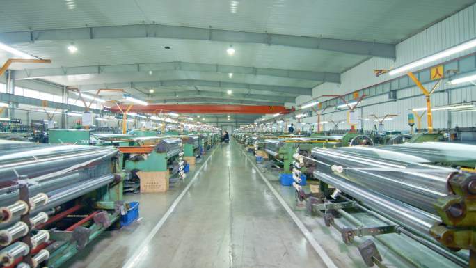 工厂纺织机械丝网编织生产车间