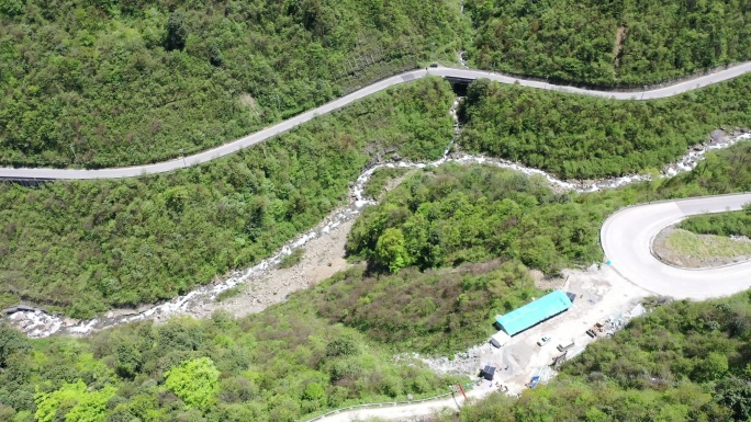 川藏公路老路和新路