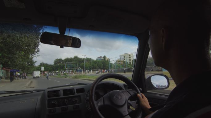 非洲坦桑尼亚开车驾驶室街景