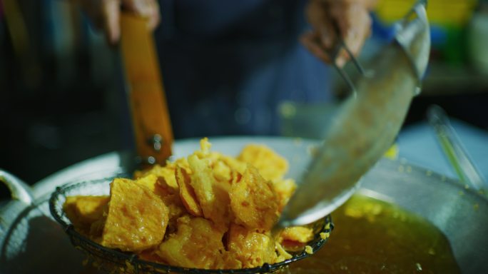 马来西亚街头美食油炸小吃亚洲饮食做饭做菜
