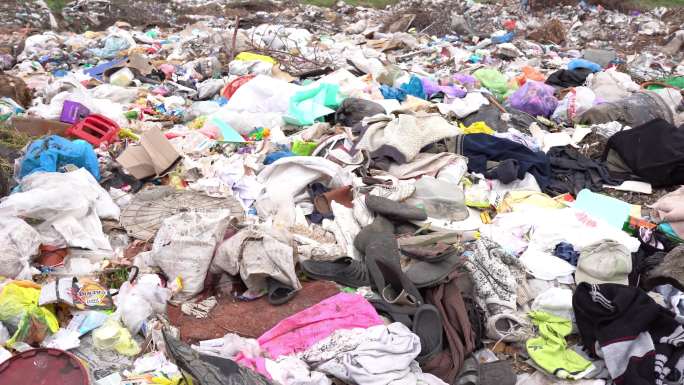 垃圾场废品排放生活卫生环保治理