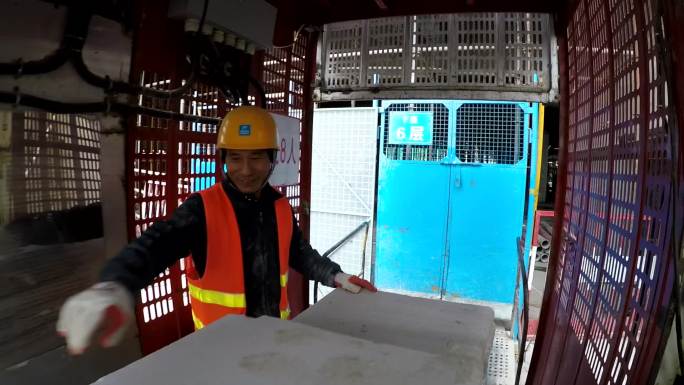 中国建筑 工程 中建 建筑工人 升降机
