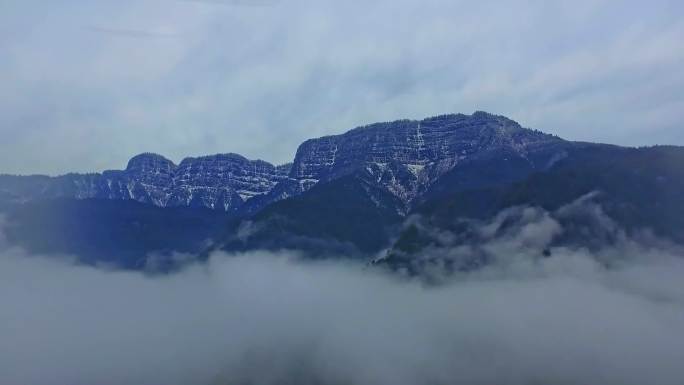 航拍瓦屋山风景