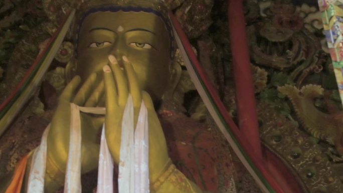 藏传佛教寺庙巨型佛像菩萨像5