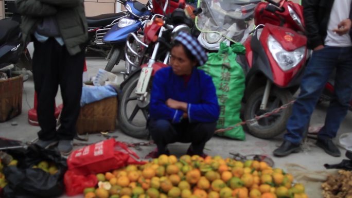 卖柑橘的布依族妇女