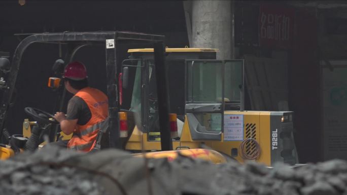 工地施工 大型机械 网架 建筑工程 建