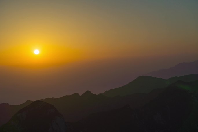 华山日出朝霞云海延时摄影