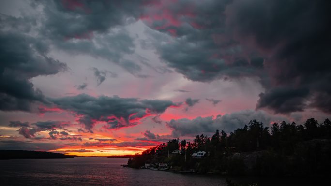 瑞典令人惊艳的彩色时空落日