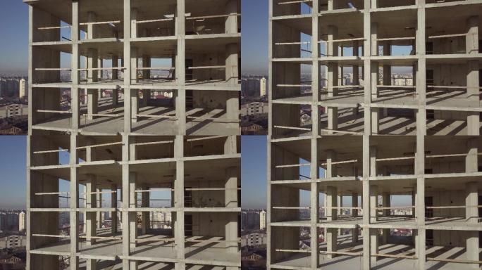 某城市在建高层公寓楼混凝土框架鸟瞰图。