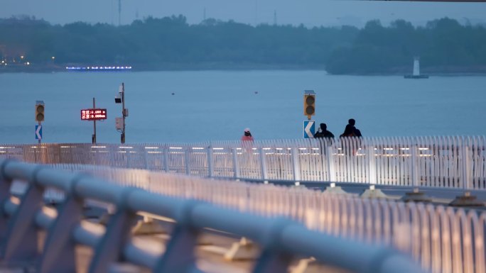 【高清4k】沈阳青年南大街浑河街景空镜