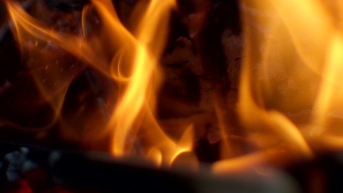 木材燃烧烈火红焰温度烧火高温