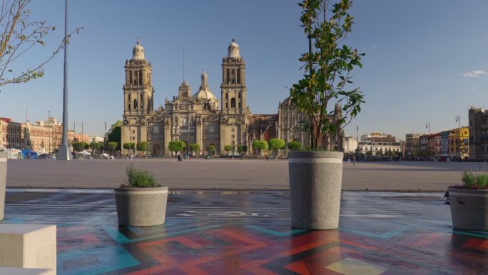墨西哥城的中央广场和大教堂