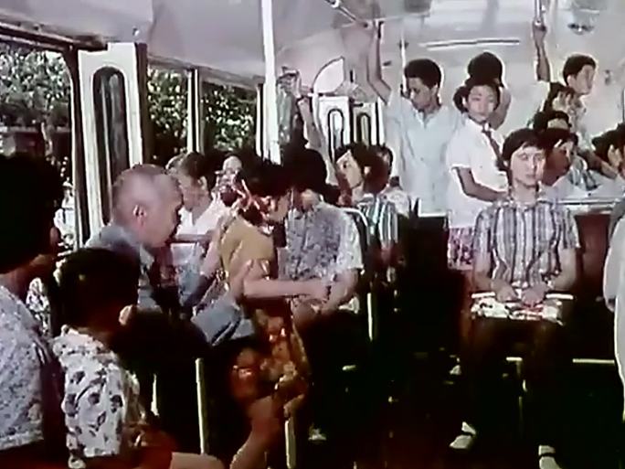 70年代的上海公交车