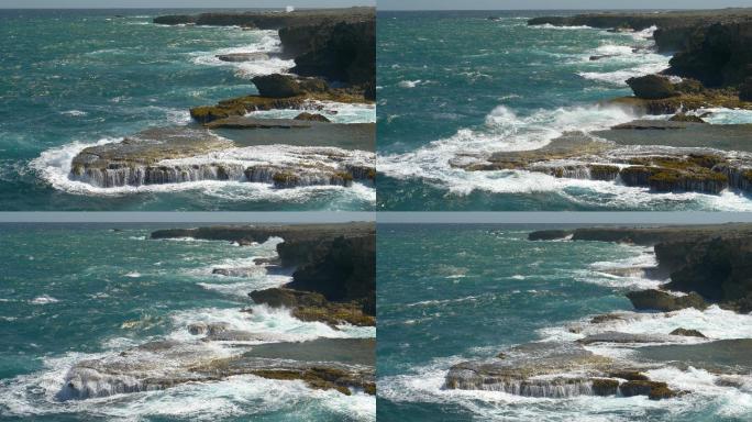 巨大的海浪冲入岩石峭壁