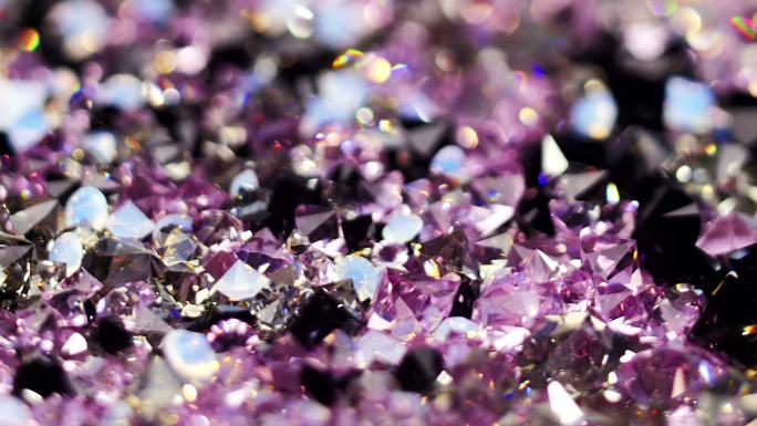 许深紫色的钻石旋转