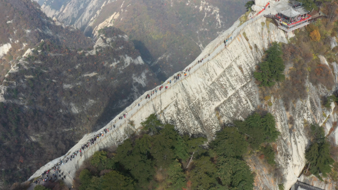 陕西渭南华阴华山索道悬崖陡壁