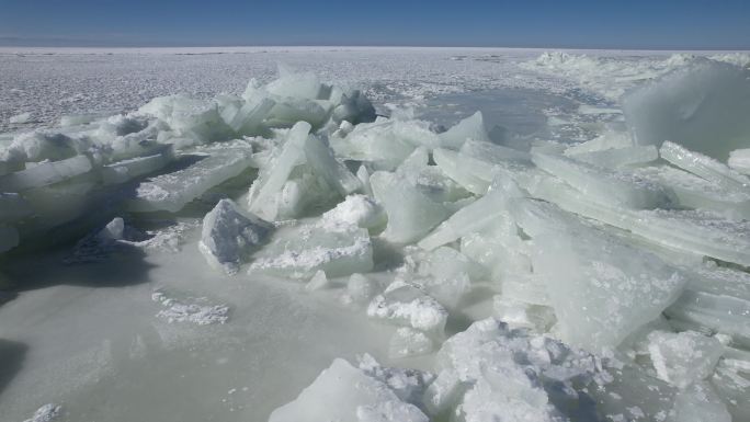 青海湖冰凌