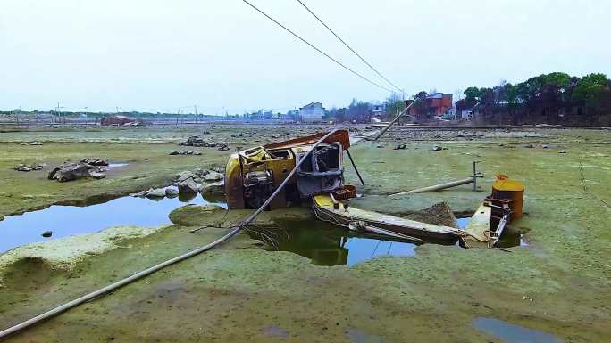 长江中下游、洪水过后的场景