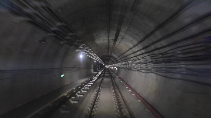 深圳地铁20号线运行第一视角司机视角隧道