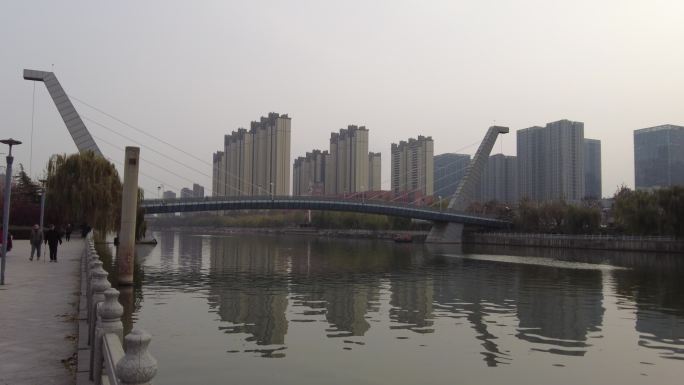 济南小清河边上的航运桥