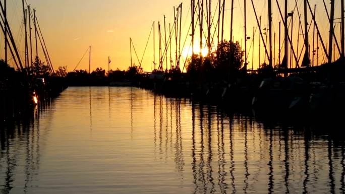 日落时的荷兰码头大美风光美丽风景