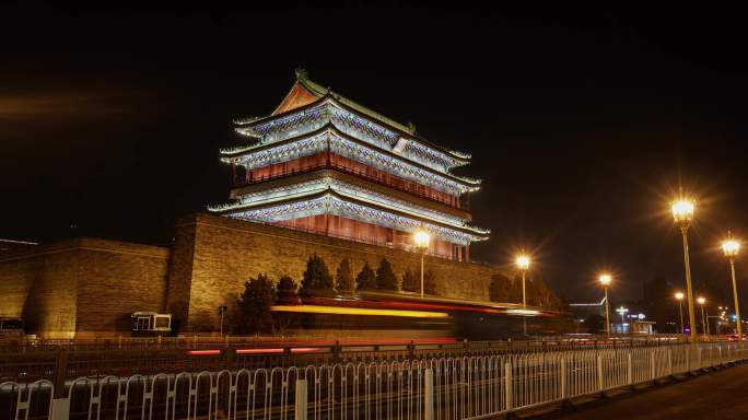 北京前门正阳楼夜景车流全