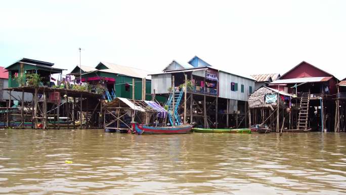 柬埔寨水上村落