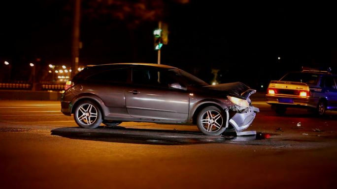 交通事故追尾交警车险