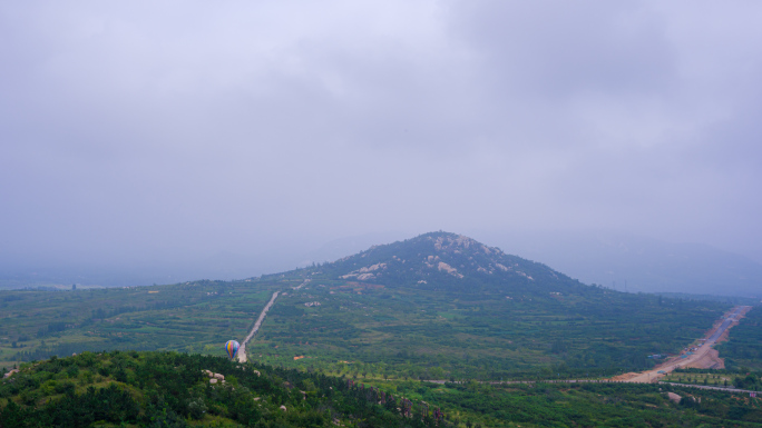 阴雨天山顶风光延时摄影