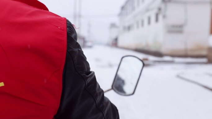 疫情核酸检测——雪中入户志愿者真辛苦