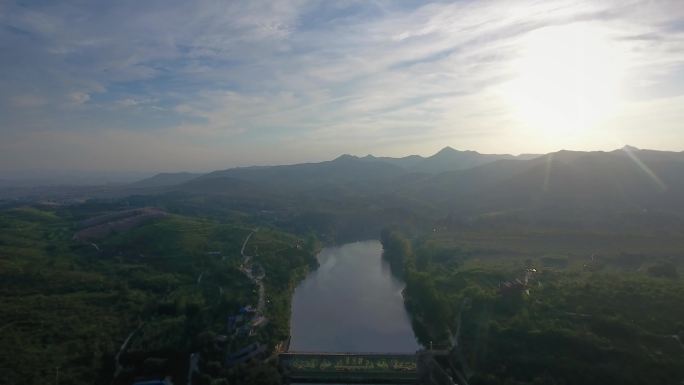 湖景湖水耶稣光自然风景万泉湖4K