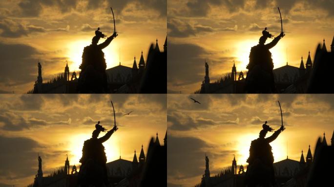 日落时分的维托里奥·伊曼纽尔雕像